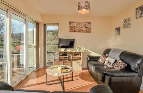 Bala House | 2 bed property in Bala 86964