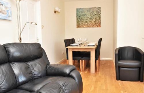 Polbathic Apartment | 2 bed property in Whitsand Bay TYHAN
