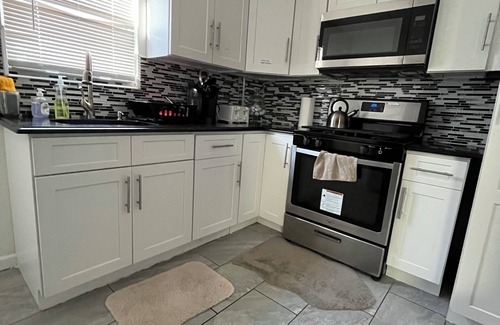 Elmont Apartment | 2 bed room apartment w/parking.