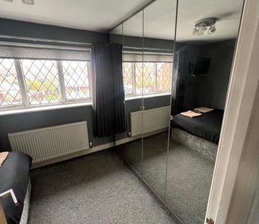 Warrington Apartment | 2 bed semi-detached house