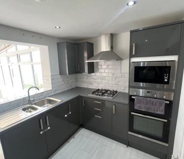 Warrington Apartment | 2 bed semi-detached house