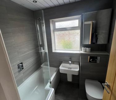 Warrington Apartment | 2 bed semi-detached house