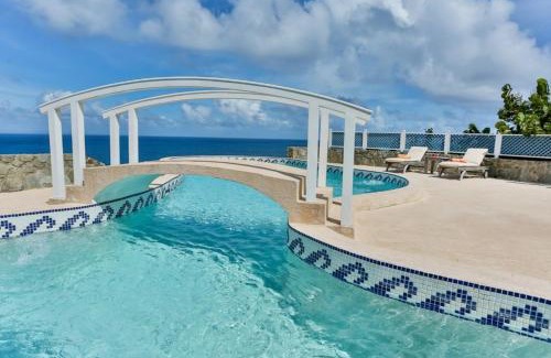 Sea Breeze Hills Villa | 2-bed Villa with Uninterrupted Sea Views - Equinox villa