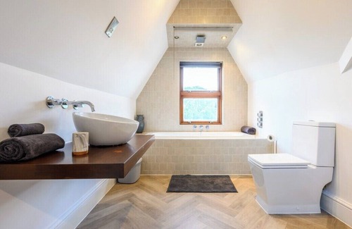 Llandaff North Apartment | 2 bed with terrace - Llandaff Lofts by Tŷ SA