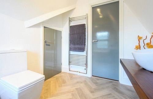 Llandaff North Apartment | 2 bed with terrace - Llandaff Lofts by Tŷ SA