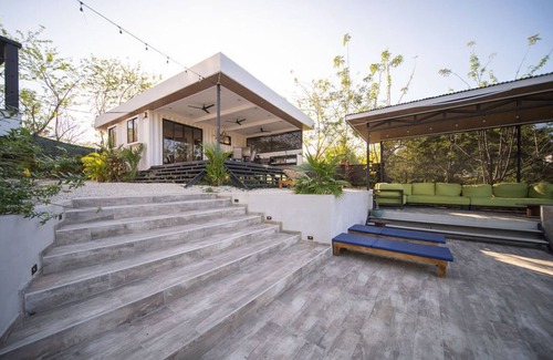 Buenos Aires House | 2 Bedroom House with Spacious Outdoor Area and pool