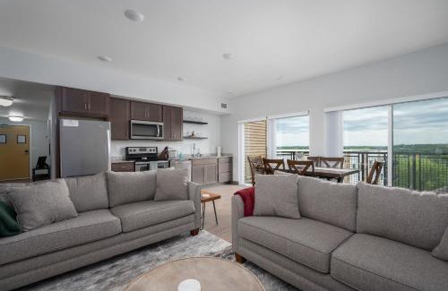 Historic Southwest Apartment | 2 Bedroom 2 Bath Brand New Apartment Next To Mayo!