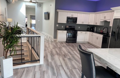 Geneva Condo | 2 Bedroom, 2 Bath, City View Flatt - Short Walk to Many Local Restaurants, Pubs, & Seneca Lake