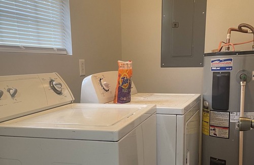 Waycross Apartment | 2 bedroom 2 bath home away from home apt