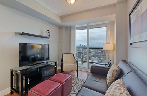 Islington - City Centre West Apartment | 2 Bedroom/2 Bathroom Suite