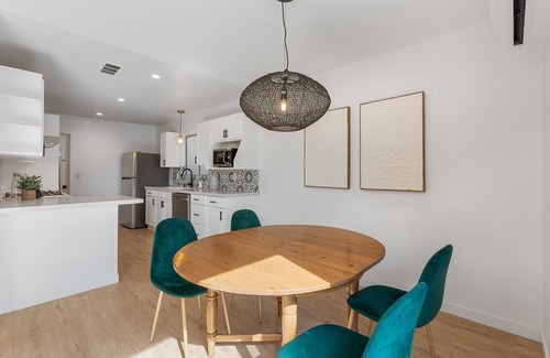 Southwest Anaheim House | 2 Bedroom/2 Bathroom Duplex in the Heart of Orange County