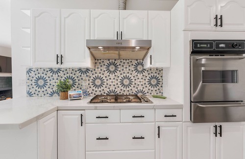 Southwest Anaheim House | 2 Bedroom/2 Bathroom Duplex in the Heart of Orange County