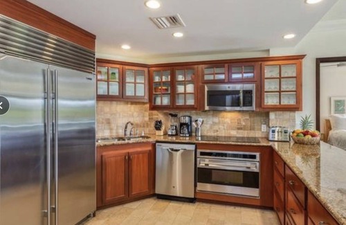 Wailua Resort | 2 Bedroom 3 bath in Waipouli Deluxe oceanfront condominium Resort