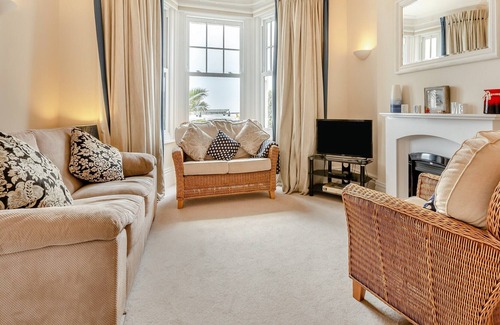 Budleigh Salterton Cottage | 2 bedroom accommodation in Budleigh Salterton