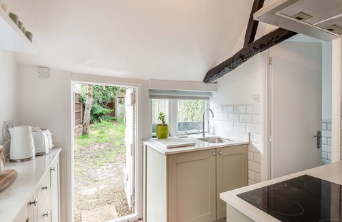 Little Berkhampstead Cottage | 2 bedroom accommodation in Little Berkhamsted