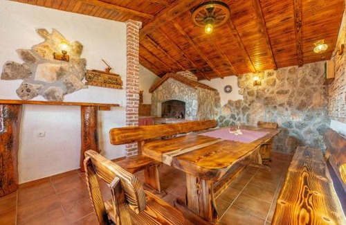 Gornji Zemunik House | 2 bedroom accommodation in Zemunik Gornji