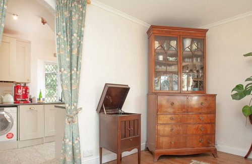 Exeter Cottage | 2 bedroom accommodation in Central Exeter