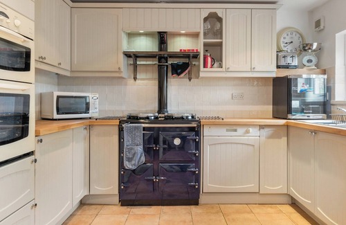 Haverfordwest Cottage | 2 bedroom accommodation in Mathry, near St Davids