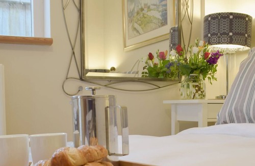 Haverfordwest Cottage | 2 bedroom accommodation in Hook, near Haverfordwest