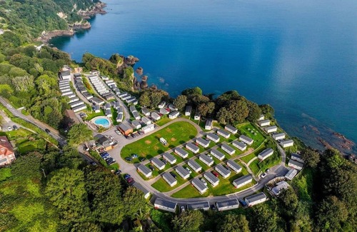 Berrynarbor Ski Chalet | 2 bedroom accommodation in Combe Martin