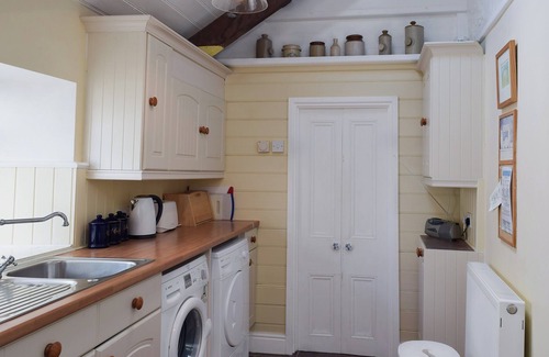 Trefin Cottage | 2 bedroom accommodation in Trefin, near St Davids
