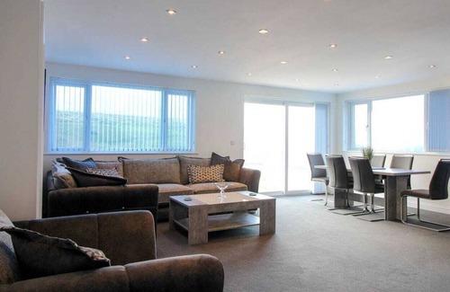 Holywell Cottage | 2 bedroom accommodation in Holywell Bay