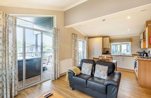 Woodhall Spa Ski Chalet | 2 bedroom accommodation in Woodhall Spa
