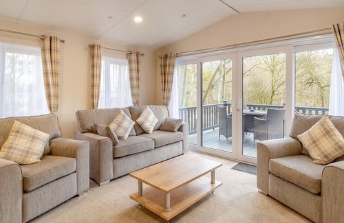 Woolverstone Cabin | 2 bedroom accommodation in Woolverstone, Ipswich