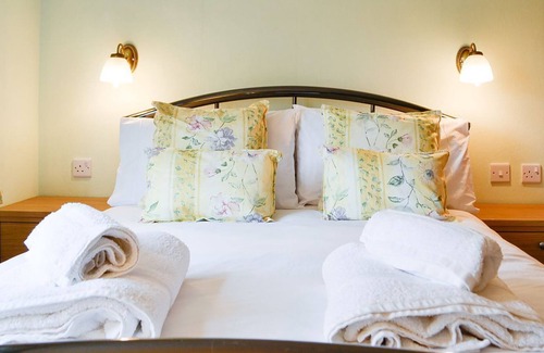 Craven Arms Cottage | 2 bedroom accommodation in Aston on Clun, near Craven Arms