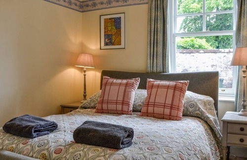 Perth Cottage | 2 bedroom accommodation in Forgandenny
