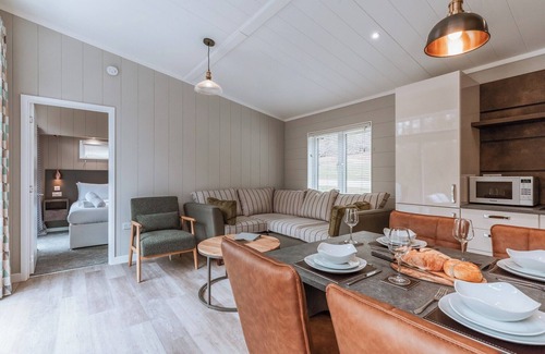 Bridgnorth Ski Chalet | 2 bedroom accommodation in Bridgnorth