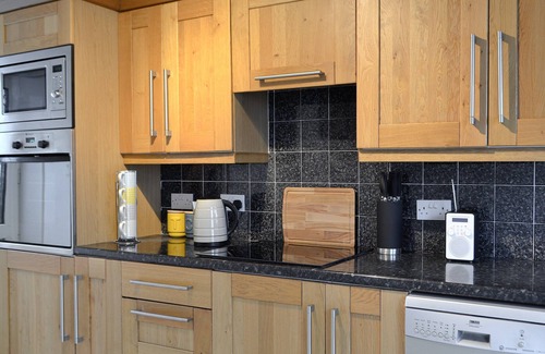 Burry Port Cottage | 2 bedroom accommodation in Burry Port