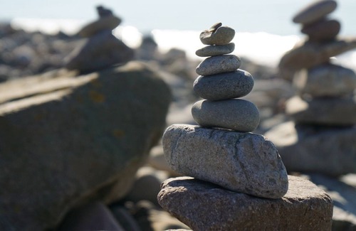 Dinas Dinlle Cabin | 2 bedroom accommodation in Caernarfon