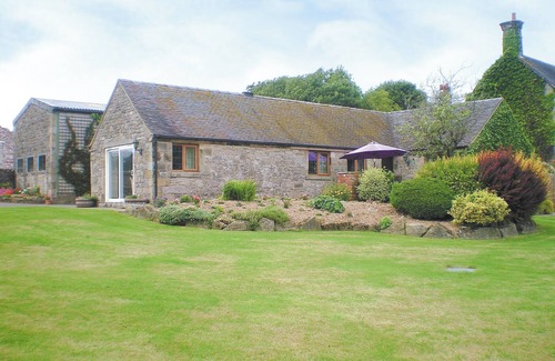 Cauldon Low Cottage | 2 bedroom accommodation in Calton Moor, near Ashbourne