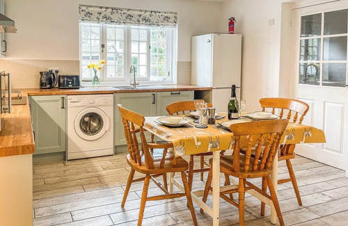 Dorchester Cottage | 2 bedroom accommodation in Cheselbourne, near Dorchester