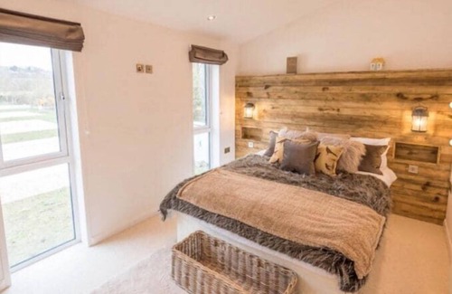 Edingworth Cabin | 2 bedroom accommodation in Edingworth