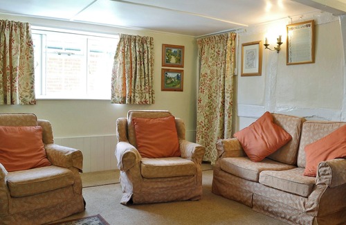 Collingbourne Kingston Cottage | 2 bedroom accommodation in Aughton, near Marlborough