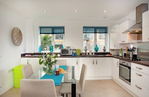 Saint Austell Bay Cottage | 2 bedroom accommodation in Duporth, near St Austell