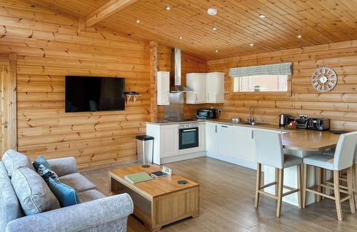 Hollym Ski Chalet | 2 bedroom accommodation in Withernsea
