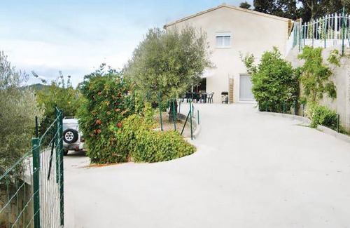 Coggia Apartment | 2 bedroom accommodation in Coggia