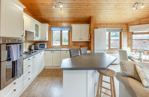 Beaworthy Cabin | 2 bedroom accommodation in Halwill, Nr Beaworthy