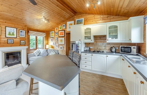 Beaworthy Cabin | 2 bedroom accommodation in Halwill, Nr Beaworthy