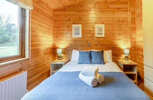 Beaworthy Cabin | 2 bedroom accommodation in Halwill, Nr Beaworthy