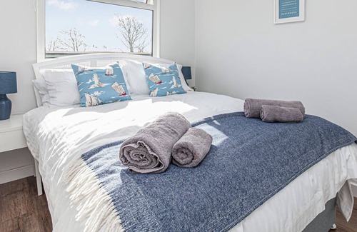 Dartmouth Cabin | 2 bedroom accommodation in Dartmouth