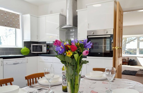 Driffield Cottage | 2 bedroom accommodation in North Frodingham, near Driffield