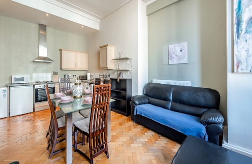 Liverpool City Centre Cottage | 2 bedroom accommodation in Liverpool