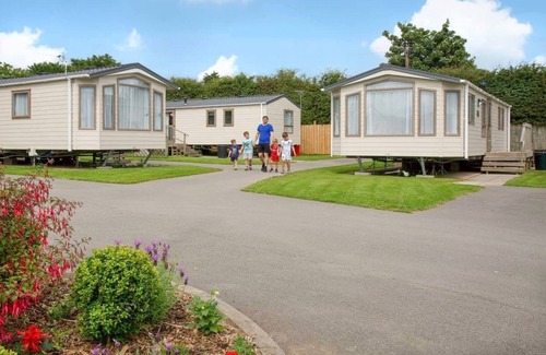 Mappleton House | 2 bedroom accommodation in Cowden, Nr Hornsea