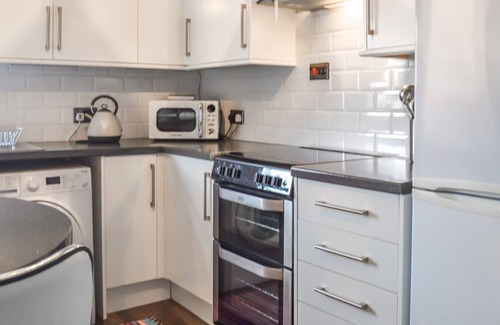 Newton Cottage | 2 bedroom accommodation in Porthcawl