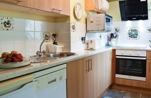 Stenalees Cottage | 2 bedroom accommodation in Enniscaven, near St Austell