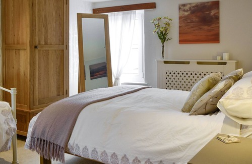 Langtree Cottage | 2 bedroom accommodation in Langtree, near Torrington
